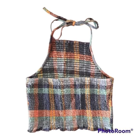American Eagle Plaid Cropped Smocked Halter Top - Picture 4 of 6